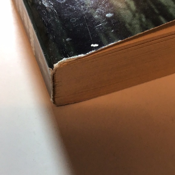 The Girl Who Loved Tom Gordon Stephen King paperback 2000 - Picture 5 of 7